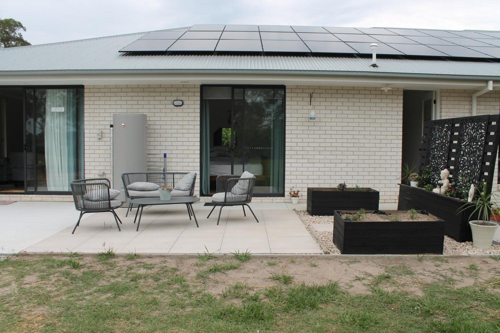 The Woodlands Hideaway - Premium Acreage Guesthouse Browns Plains Bagian luar foto